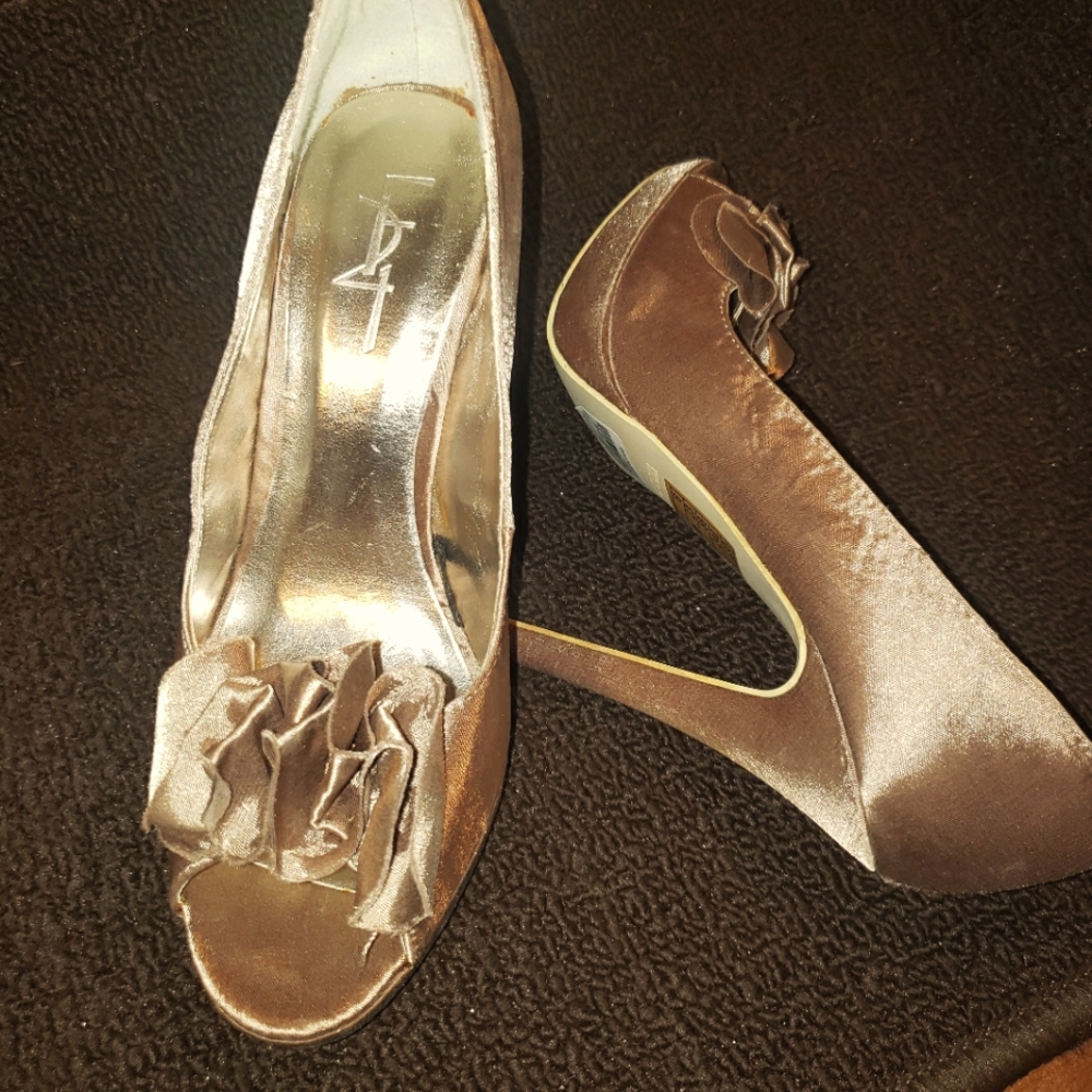 Ladies Shoes